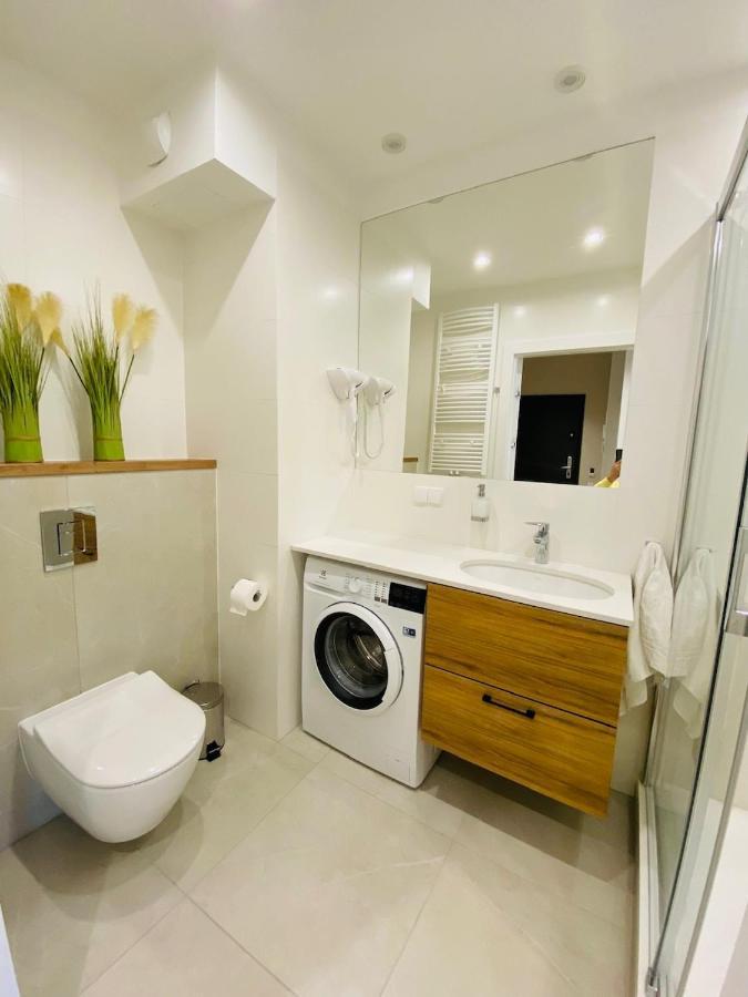 Apartamenty S&S Chlebova Gdansk Z Widokiem Na Rzeke Motlawe, Stare Miasto Extérieur photo