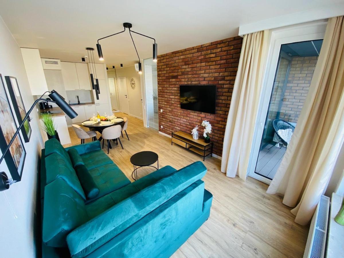 Apartamenty S&S Chlebova Gdansk Z Widokiem Na Rzeke Motlawe, Stare Miasto Extérieur photo