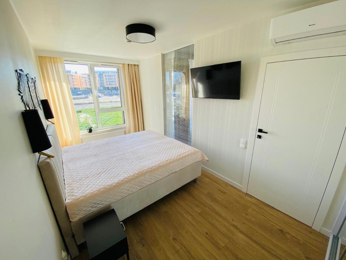 Apartamenty S&S Chlebova Gdansk Z Widokiem Na Rzeke Motlawe, Stare Miasto Extérieur photo