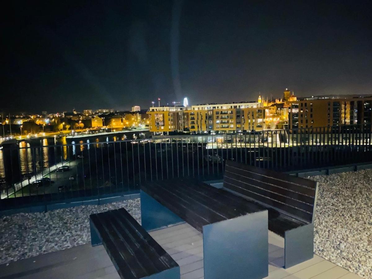 Apartamenty S&S Chlebova Gdansk Z Widokiem Na Rzeke Motlawe, Stare Miasto Extérieur photo